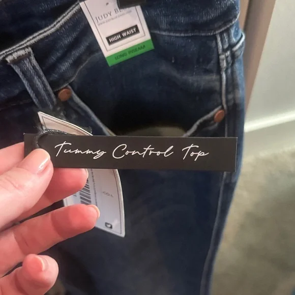 Judy Blue Dark Wash Flare Jeans - Picture 6 of 6